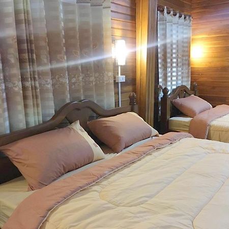 Saduemuenghomestay Phrae Buitenkant foto