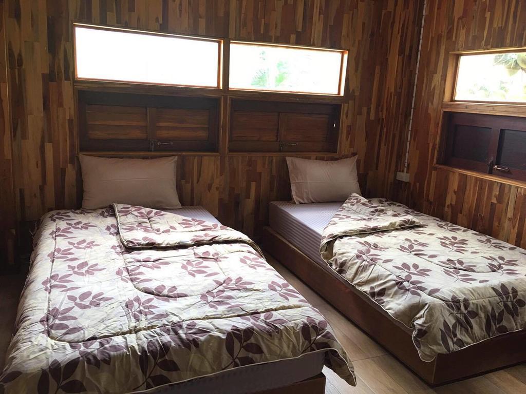 Saduemuenghomestay Phrae Buitenkant foto